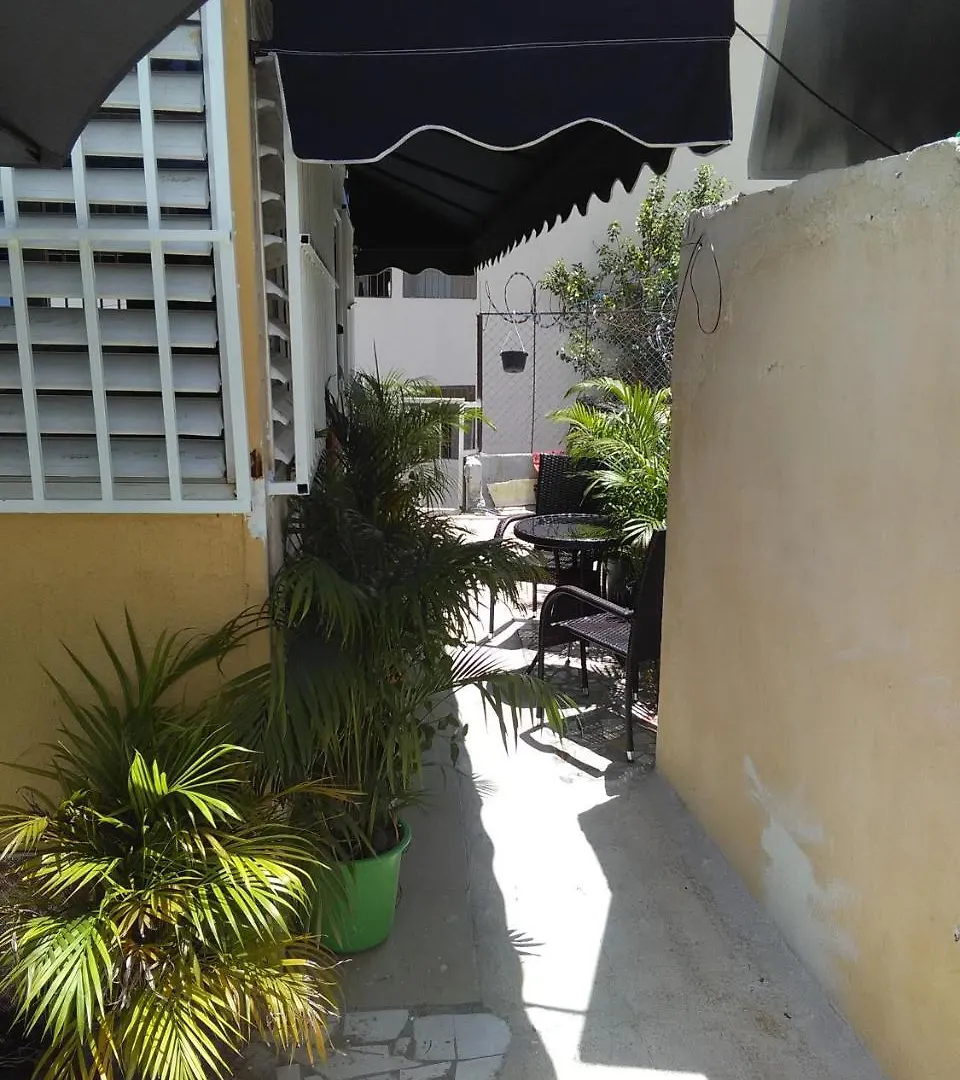 Bed and Breakfast Casa De Huespedes Guadalupe à Saint-Domingue Couette-café